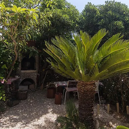 Mador * מאקרסקה