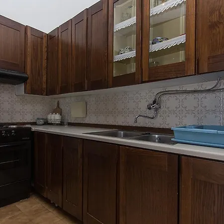 Apartment Mador Makarska