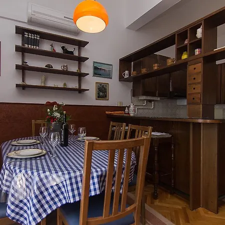 Mador Apartment Makarska