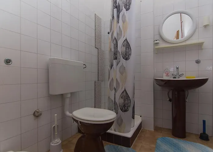 玛佐别墅旅馆 公寓 *