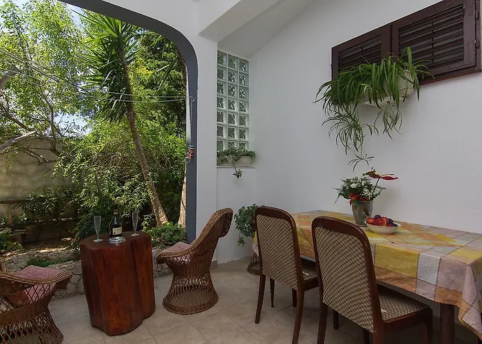 公寓 玛佐别墅旅馆 马卡尔斯卡